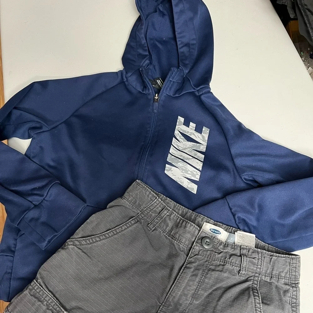 Nike Dri Fit Full Zip Sz S Sweatshirt Old Navy Gray Shorts Youth Boys Sz 7/8 Lot